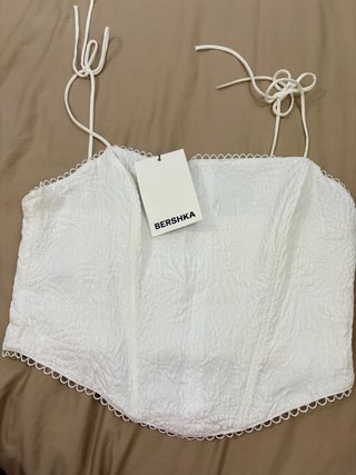 Top blanco Bershka