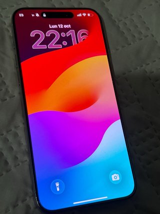 iPhone 15 Pro Max color blanco