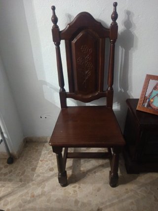 Set di 2 sedie in legno