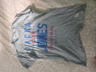 Camiseta Jack & Jones gris