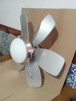 Ventilador de Techo con Lámpara