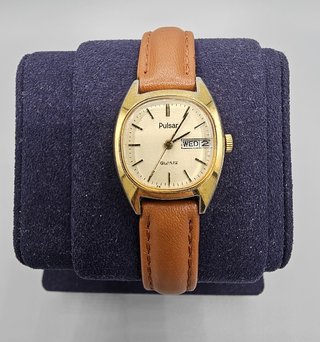 Reloj Pulsar Y643 Cuarzo Vintage Día y Fecha