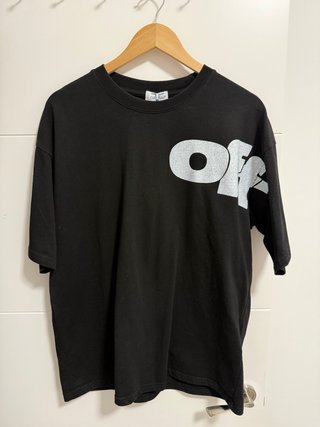 Camiseta Off-White Negra