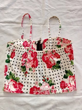 Top de tirantes con estampado floral y lunares