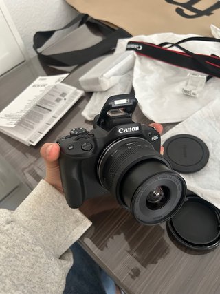 Cámara Canon EOS R50