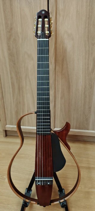 Guitarra Silent YAMAHA SLG200 NW