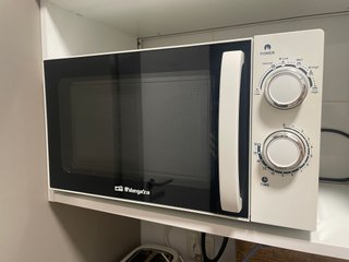Microondas Orbegozo 700W y 6 niveles de potencia