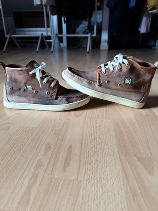 Zapatillas CR7 Marrones y Beige
