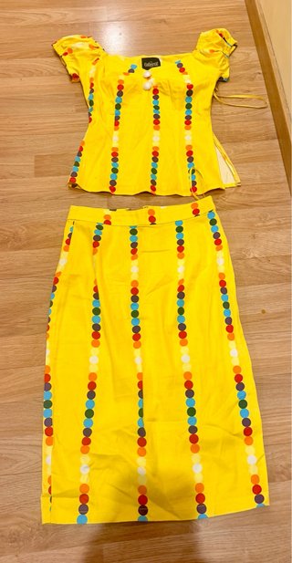 Conjunto Collectif Amarillo Estampado