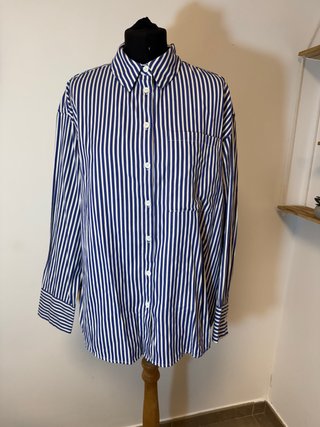 Camisa Rayas Azul y Blanca