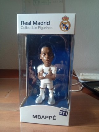 Figura Mbappé Real Madrid Coleccionable
