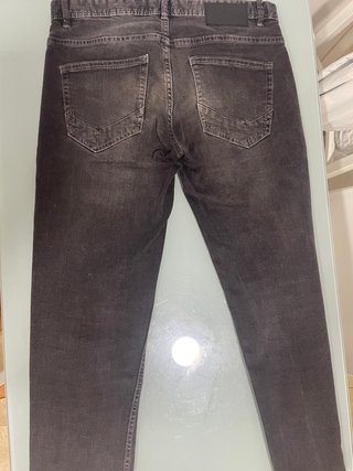 Pantalón vaquero negro de hombre