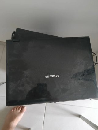 Portatile Samsung Nero