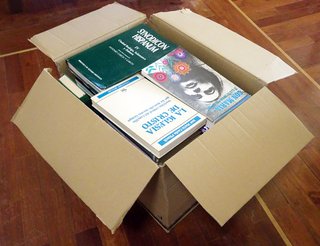 Caja con 18,6 kilos de LIBROS RELIGIOSOS