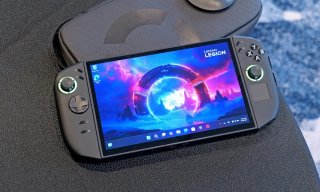 Lenovo Legion Go 2  Ryzen Z2 32GB RAM / OLED 8.8