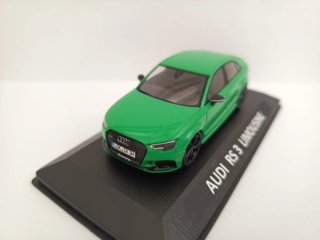 Maqueta Audi RS3 Limousine escala 1/43 Iscale