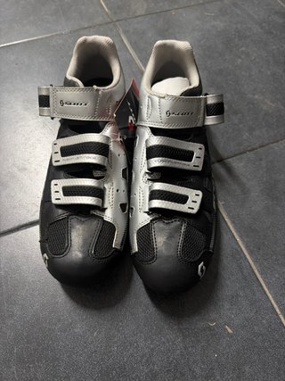 Sapatos de Estrada Scott 43