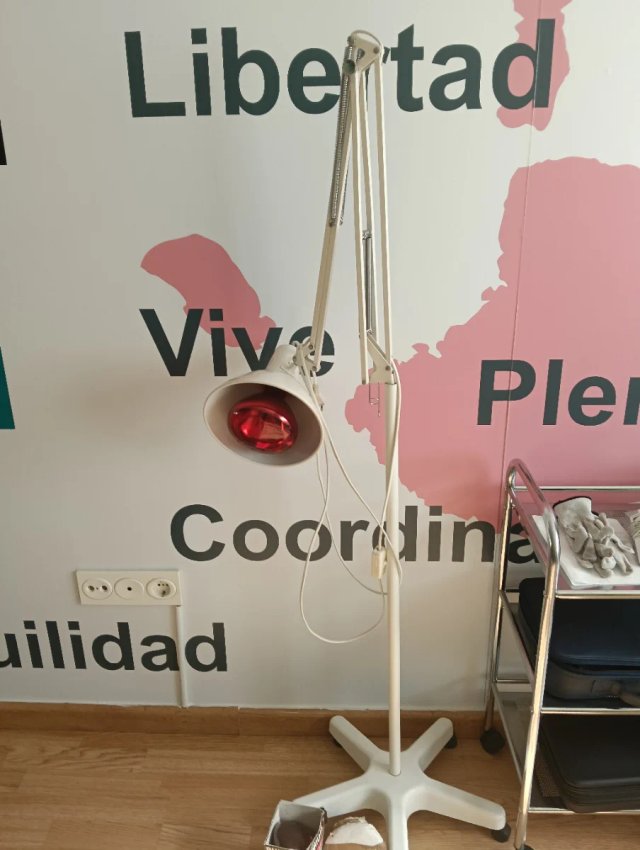 Lámpara infrarrojos pie 3 bombillas