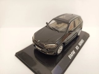Maqueta BMW X5 Paragon escala 1/43