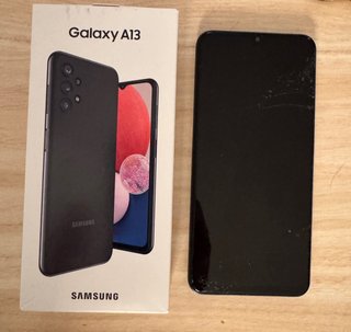 Samsung Galaxy A13 64GB Negro defecto pantalla