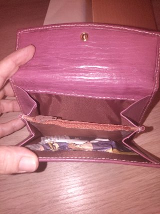 Cartera de piel Violeta