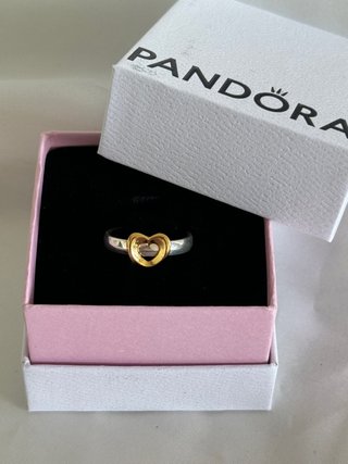 Anillo Pandora Corazón Dorado y Plateado