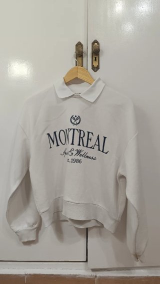 Sudadera Blanca con Cuello