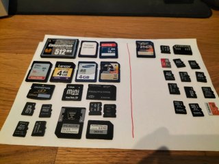 Lote de 33 Tarjetas de Memoria