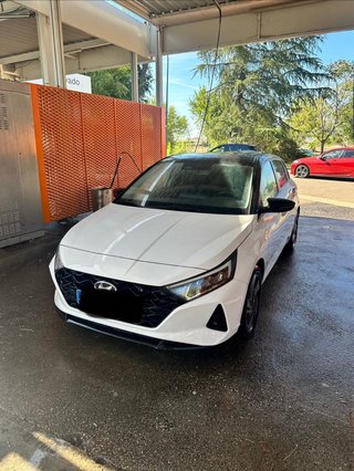 Hyundai i20 Tecno Microhíbrido 48V – Edición Bicol