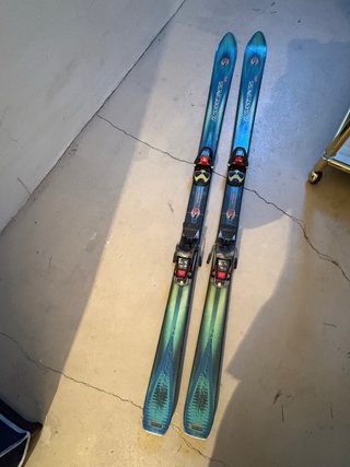 Esquís Rossignol 150cm