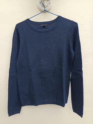 Jersey azul marino con piedritas