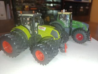 Fendt 936 Claas Axion 850