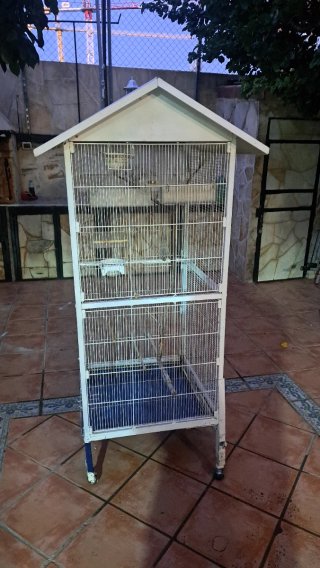 Jaula para pájaros grande