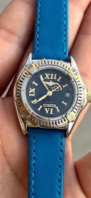 Reloj homenaje mujer