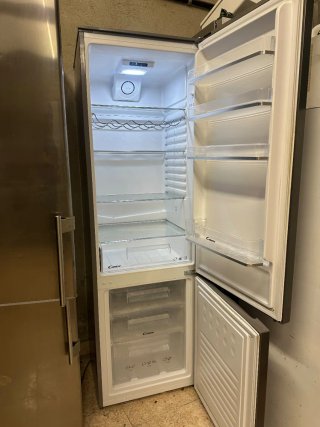 Nevera Candy Combi. Con garantía ✅