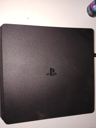 PS4 Slim 500GB Rossa