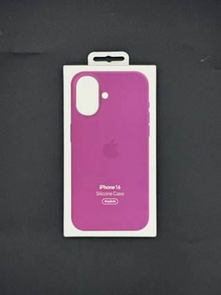 Funda iPhone 16 Silicona Nueva 8