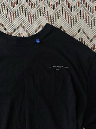 T-shirt Off-White Preta