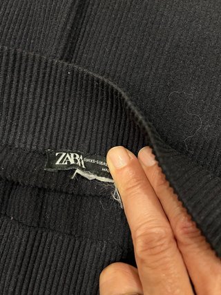 Falda tubo negra Zara