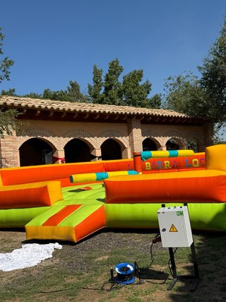 Castillo hinchable Barra Loca 7x7