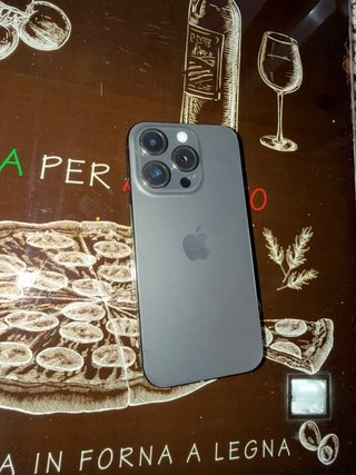 iPhone 15 Pro Gris