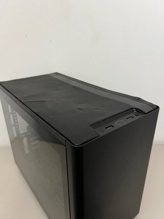 Caja PC Cooler Master NR200P + V650W SFX 80+ GOLD