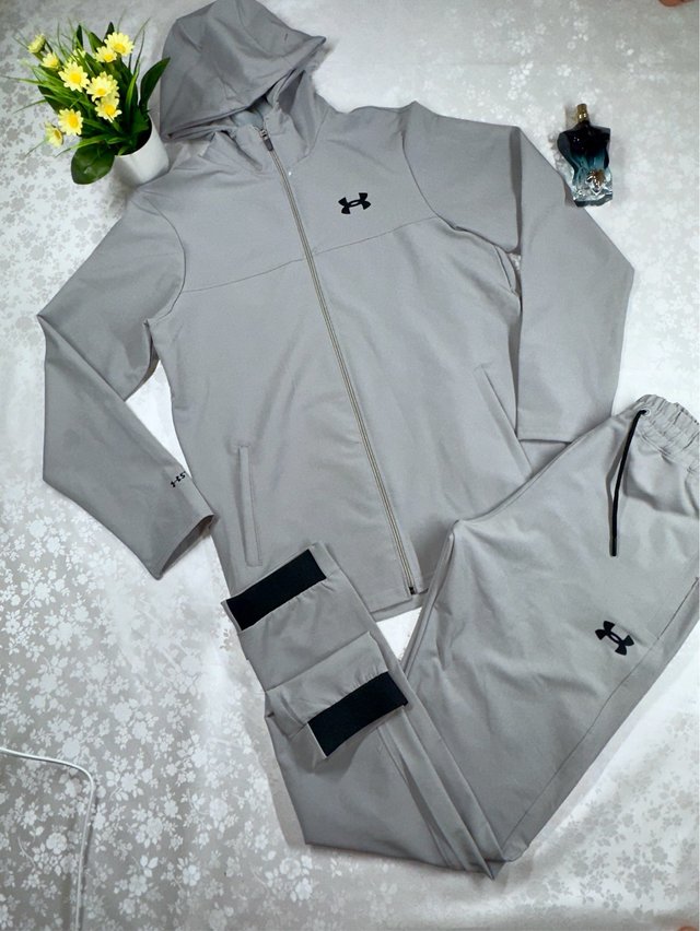 Chándal Under Armour Gris Hombre