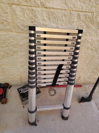Escalera Telescópica de Aluminio 3.80m