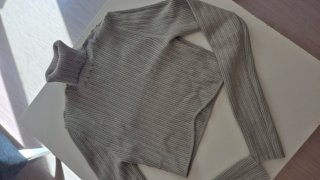 Jersey de punto cuello alto verde