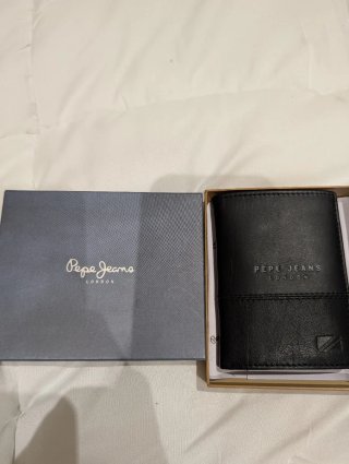 Cartera Pepe Jeans Piel Negra con protección RFID