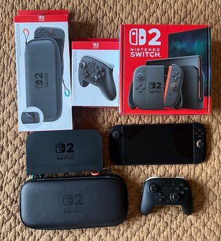 Nintendo Switch + Mando Pro y Funda