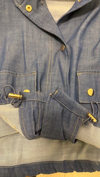 Chaqueta tipo bolera azul tejano