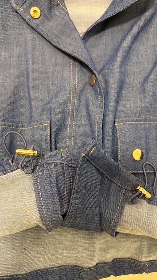 Chaqueta tipo bolera azul tejano