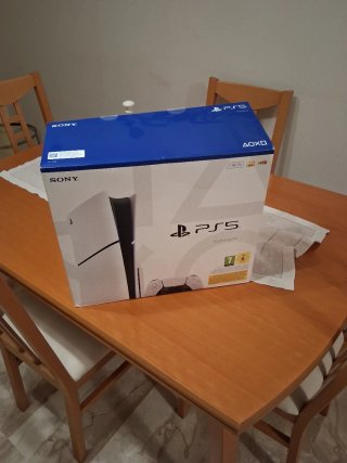 PlayStation 5 (PS5)